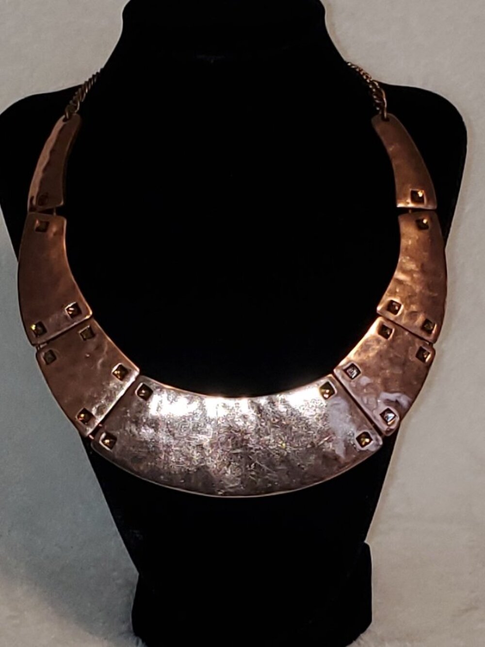 Beautiful Heidi Klum Bronze Toned statement necklace